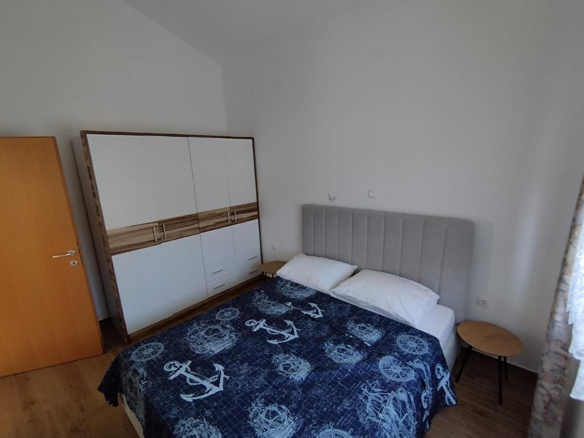 Apartmani Bakran Lopar Exterior foto